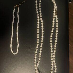 Set of Pearl Necklaces